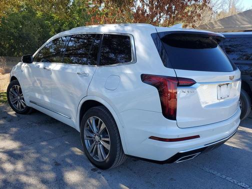 2021 Cadillac XT6 Premium Luxury FWD