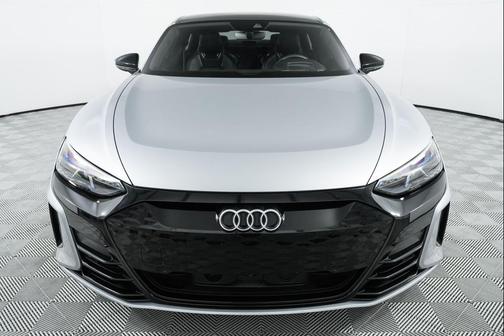 2022 Audi e-tron GT Prestige