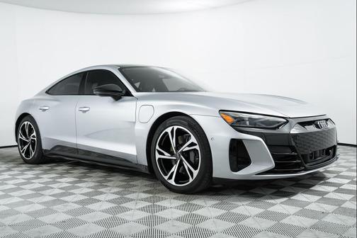 2022 Audi e-tron GT Prestige