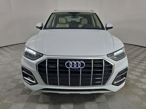 Glacier White 2023 Audi Q5 40 Premium Plus