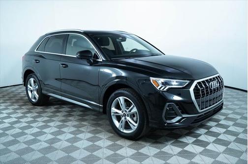 2022 Audi Q3 45 S line Premium Plus