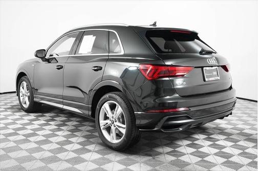 2022 Audi Q3 45 S line Premium Plus