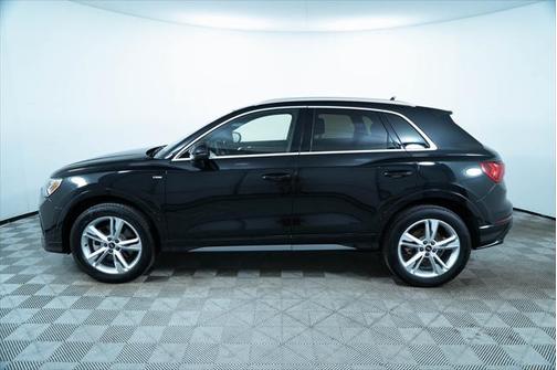 2022 Audi Q3 45 S line Premium Plus