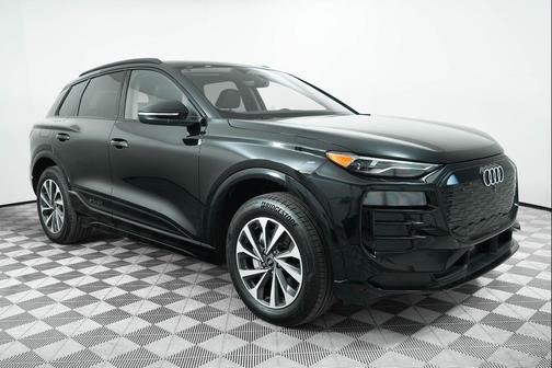 2025 Audi Q6 e-tron Premium quattro