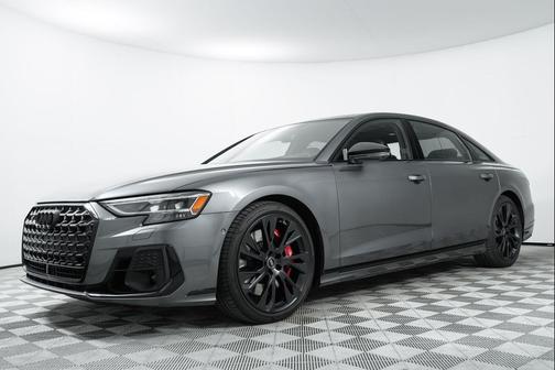 Daytona Gray Pearl Effect 2025 Audi S8 4.0T