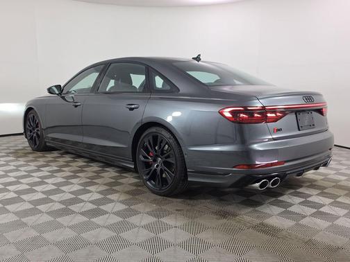 Daytona Gray Pearl Effect 2025 Audi S8 4.0T