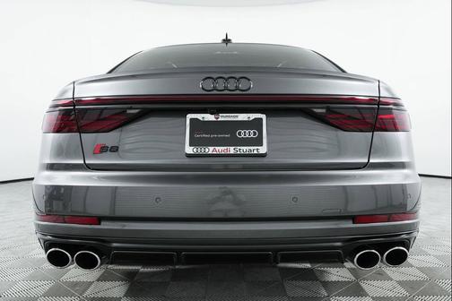 Daytona Gray Pearl Effect 2025 Audi S8 4.0T