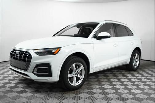 2024 Audi Q5 40 Premium