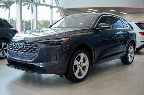 2025 Audi Q5 Premium Plus
