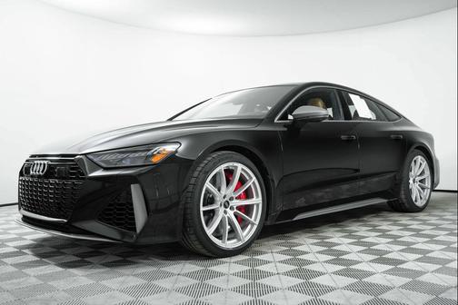 Mythos Black Metallic 2025 Audi RS 7 4.0T Performance