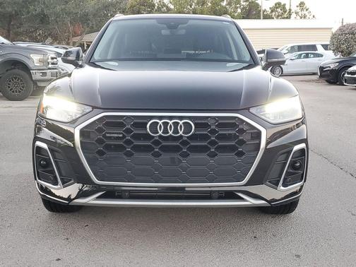 2023 Audi Q5 45 S line Premium