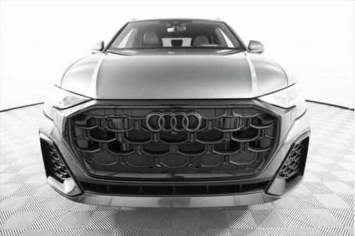 2025 Audi Q8 55 Prestige