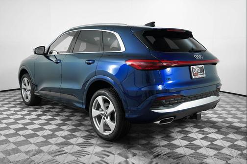 2025 Audi Q5 Premium Plus TFSI quattro S tronic