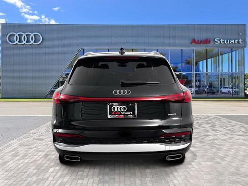 2025 Audi Q5 Premium Plus TFSI quattro S tronic