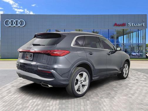 2025 Audi Q5 Premium Plus TFSI quattro S tronic