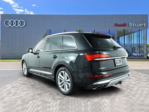 2025 Audi Q7 55 Prestige