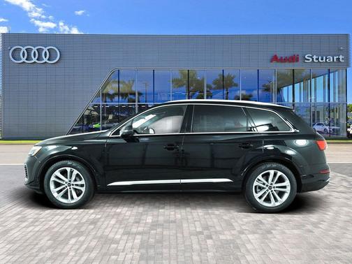 2025 Audi Q7 55 Prestige