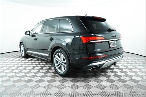 2025 Audi Q7 55 Prestige
