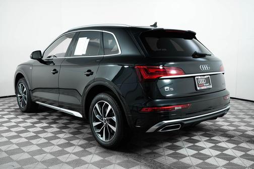 2023 Audi Q5 45 S line Premium Plus
