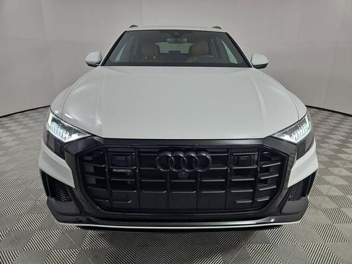 2023 Audi Q8 55 Premium Plus