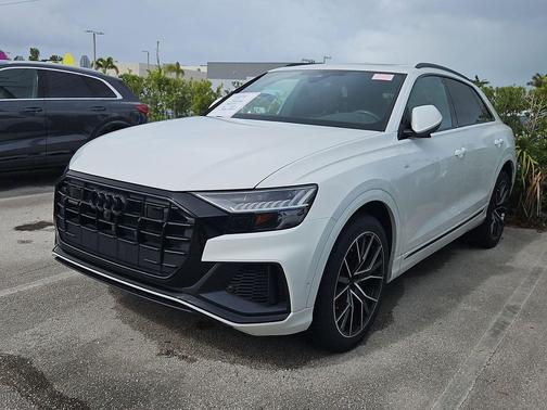 Carrara White 2023 Audi Q8 55 Premium Plus