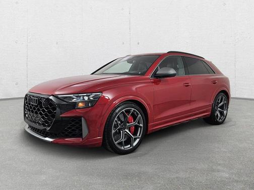 chili red metallic 2026 Audi RS Q8 4.0T