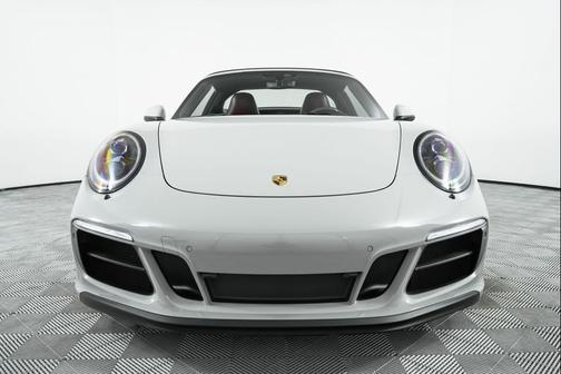 2018 Porsche 911 Targa 4 GTS