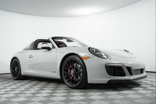 2018 Porsche 911 Targa 4 GTS