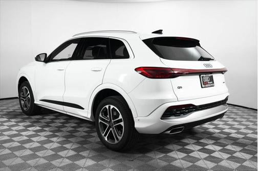 2025 Audi Q5 Premium