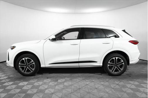 2025 Audi Q5 Premium