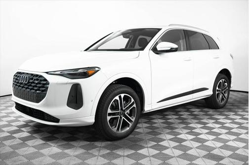 2025 Audi Q5 Premium