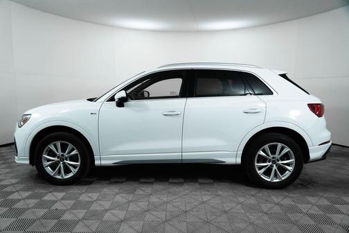 2023 Audi Q3 45 S line Premium Plus