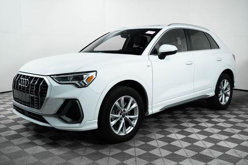 2023 Audi Q3 45 S line Premium Plus