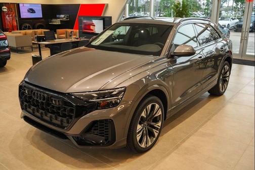 2025 Audi Q8 55 Premium Plus