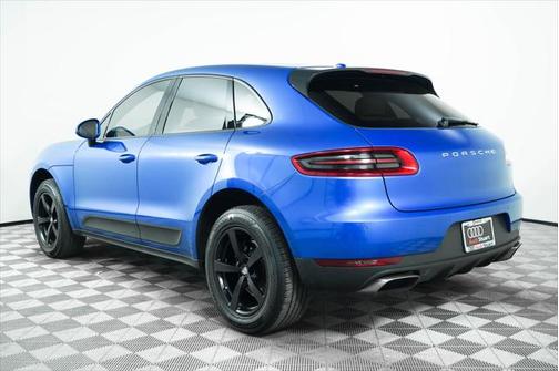 2017 Porsche Macan Base