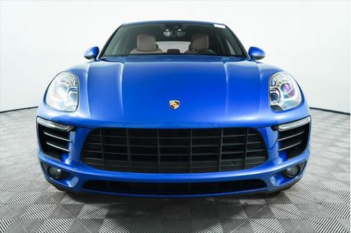 2017 Porsche Macan Base