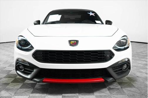 2018 FIAT 124 Spider Base