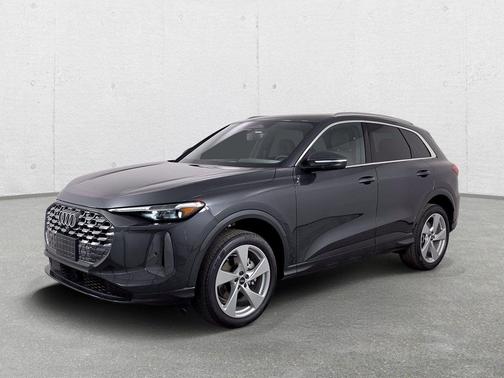 Tambora Gray Metallic 2026 Audi Q5 Premium Plus TFSI quattro S tronic