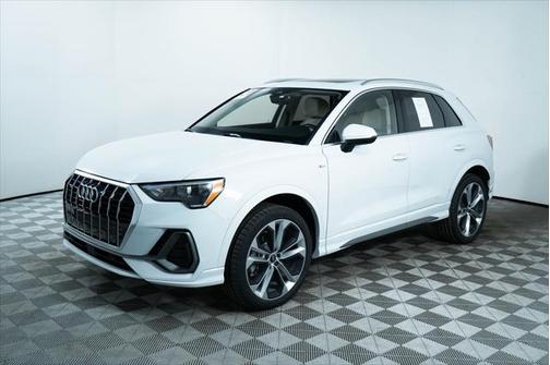 2021 Audi Q3 45 S line Premium