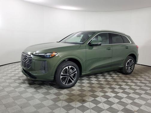 District Green Metallic 2026 Audi Q5 Premium TFSI quattro S tronic