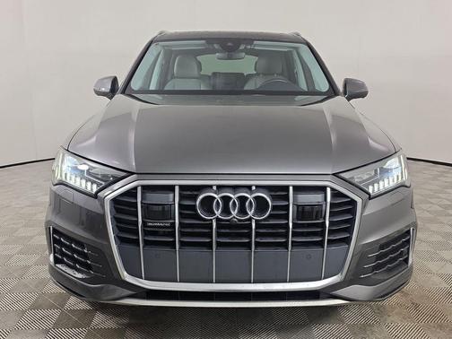 Gray Metallic 2023 Audi Q7 45 Premium Plus