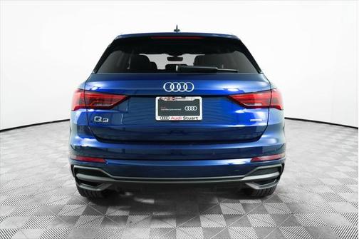 2024 Audi Q3 45 S line Premium Plus