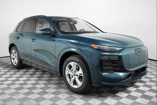 2025 Audi Q6 e-tron Premium Plus