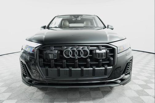 2026 Audi Q7 55 Premium Plus