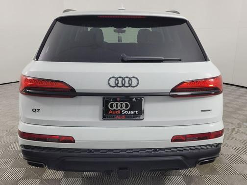 2026 Audi Q7 55 Premium Plus