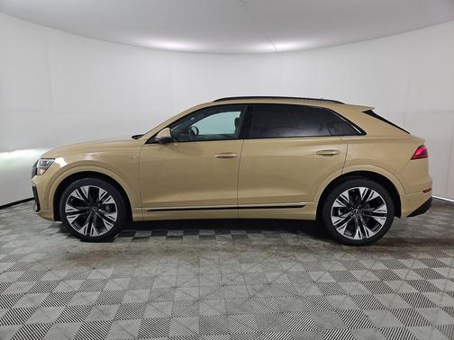 Ibis White 2023 Audi Q5 45 S line Premium Plus