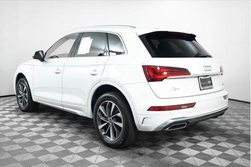 2024 Audi Q5 45 S line Premium Plus