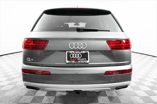 2019 Audi Q7 45 Premium Plus
