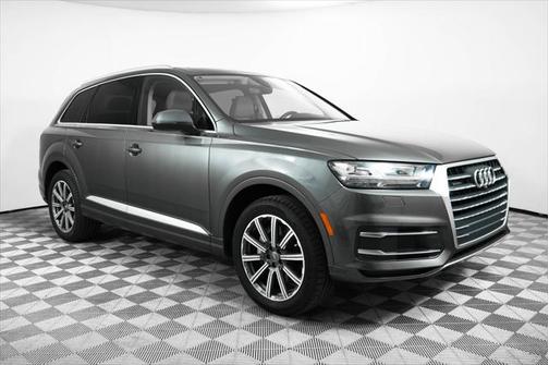 2019 Audi Q7 45 Premium Plus