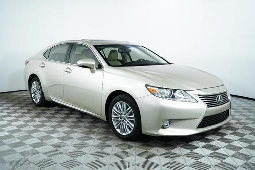 Photo 1 of 48 of 2015 Lexus ES 350 350